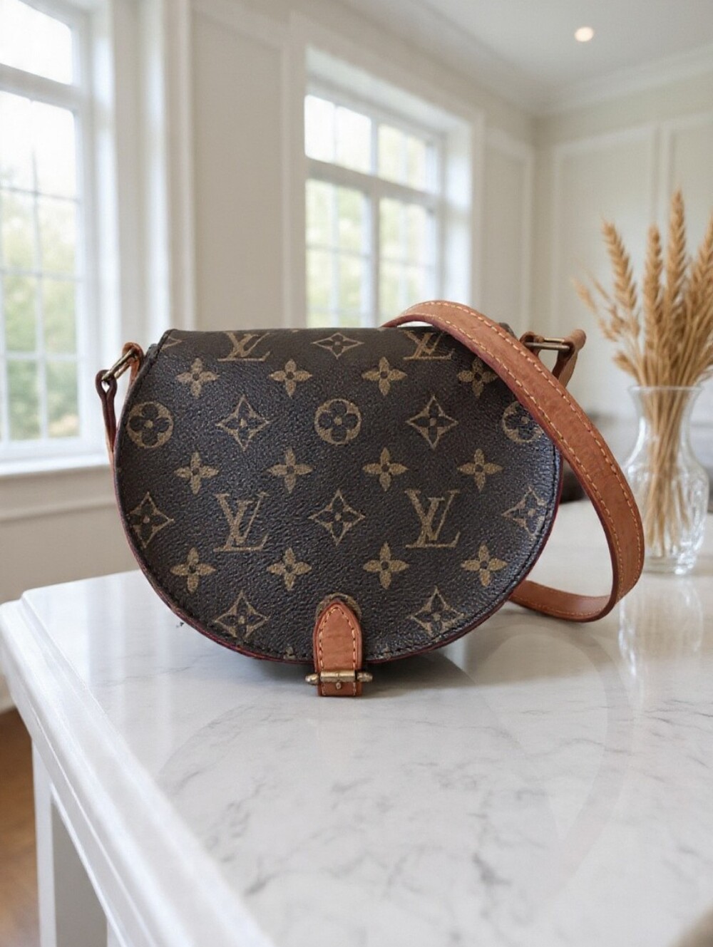 Louis Vuitton Monogram Tambourin Crossbody Bag GREAT CONDITION 💕